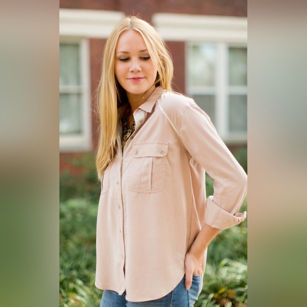 Free People Off Campus Button Down Top Size Medium